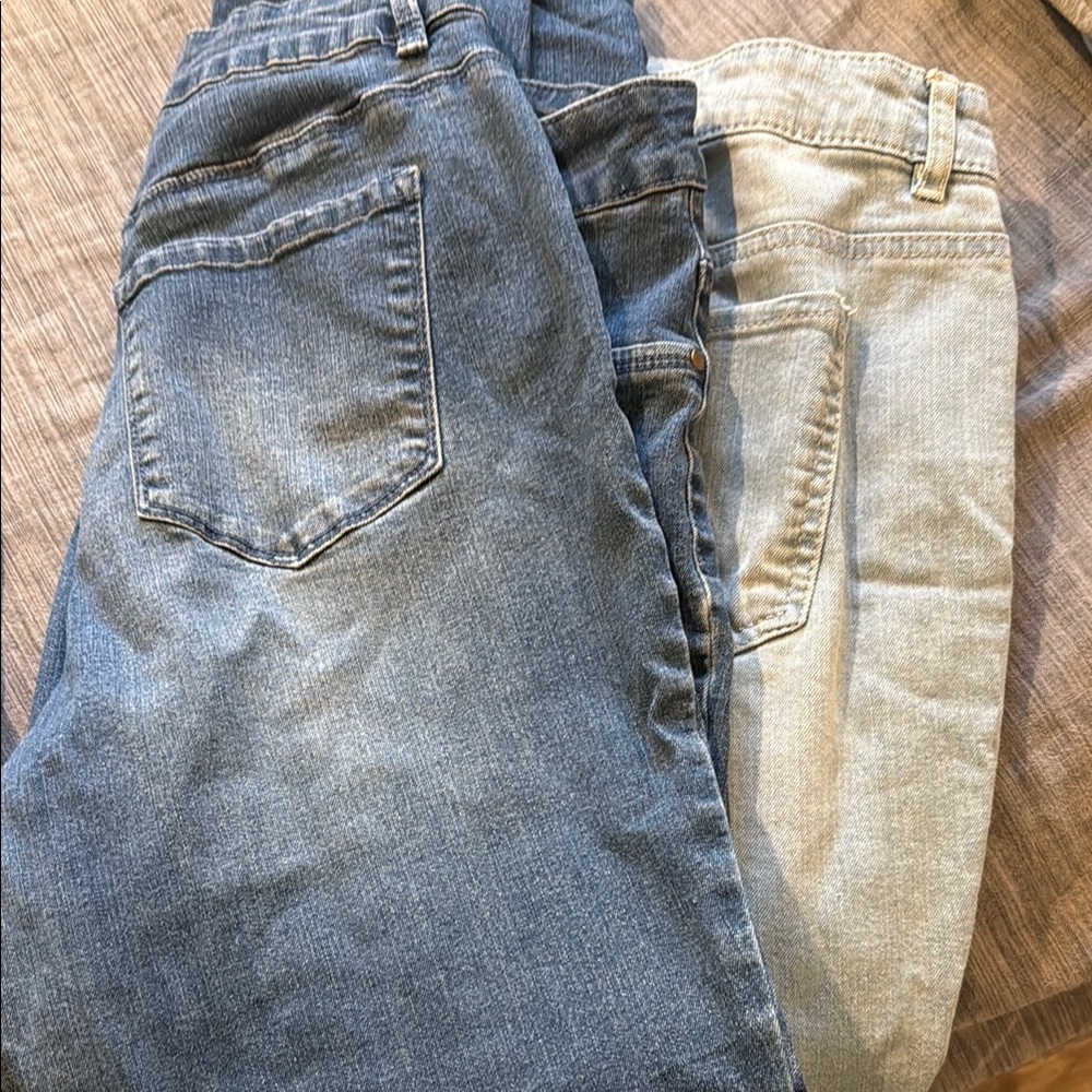 d. jeans Women's Ankle & Cropped Jeans in Blue and Light Blue set of 2
